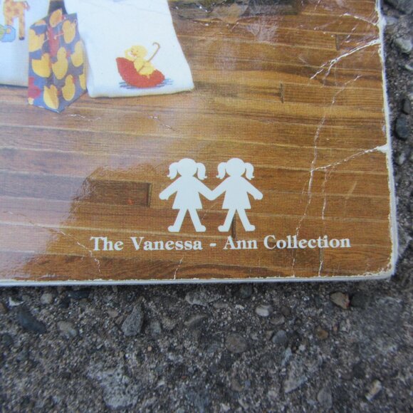 sweet dreams needlepoint & cross stitch vintage 1980 (CL341) - Picture 4 of 8